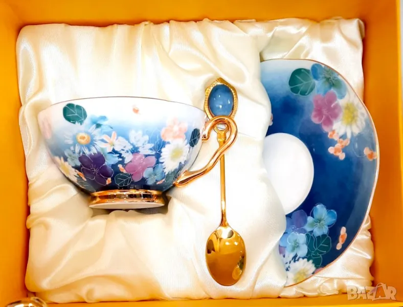 NEW Бутикови чаши за чай и кафе със златна лъжичка, снимка 1