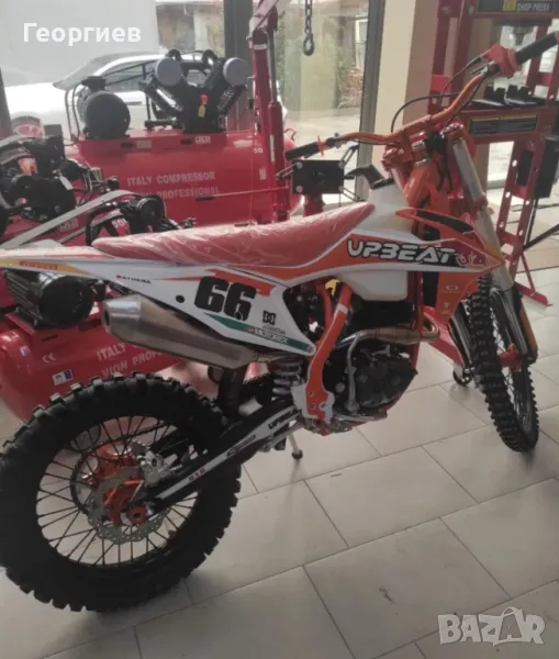 Кросов мотор 300 куб. см. топ цена , снимка 1