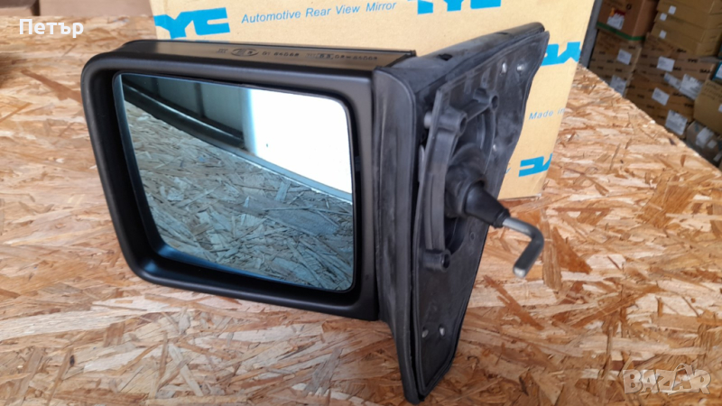 Чисто ново дясно странично огледало Mercedes 190 (W201) / Мерцедес 190 и Mercedes W124 / Мерцедес W1, снимка 1