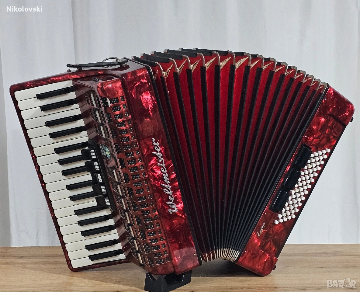 Акордеон Weltmeister Meteor , снимка 1