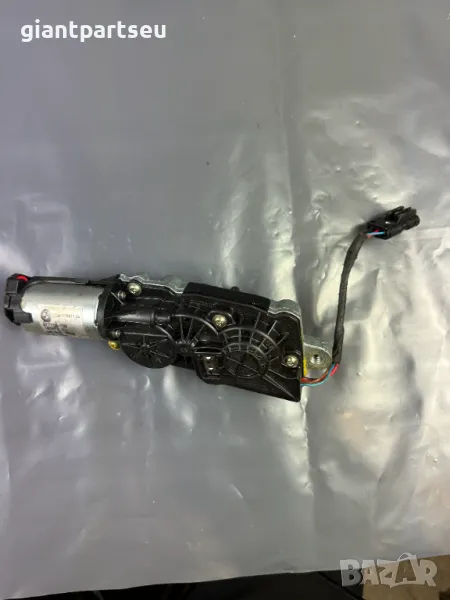 Брава Бгажаник за БМВ BMW E70 977706-103, снимка 1