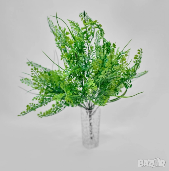 Изкуствена зелена аранжировка – Естествена свежест без поддръжка, снимка 1