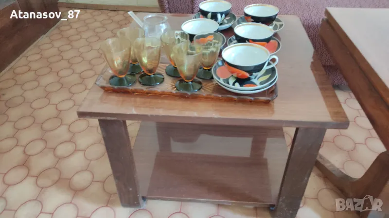 малка помощна масичка, снимка 1