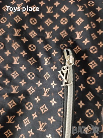 S Суичър, спортно яке Louis Vuitton, худи, снимка 9 - Спортни екипи - 53491090