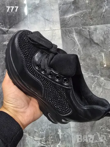 дамски обувки маратонки , снимка 2 - Маратонки - 47611924