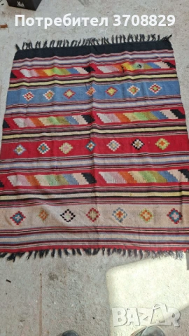 Стар килим черга