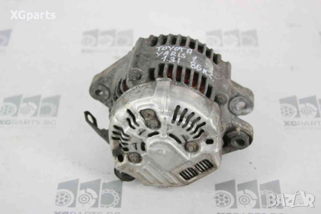  Алтернатор / генератор за Toyota Yaris I 1.3i 86 к.с. (1999-2005) 27060-21030, снимка 2 - Части - 44525692