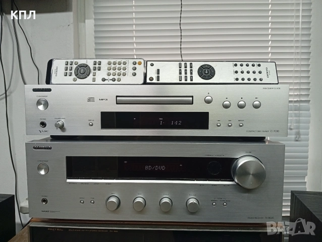 Комплект ONKYO усилвател TX-8020 и CD C-7030