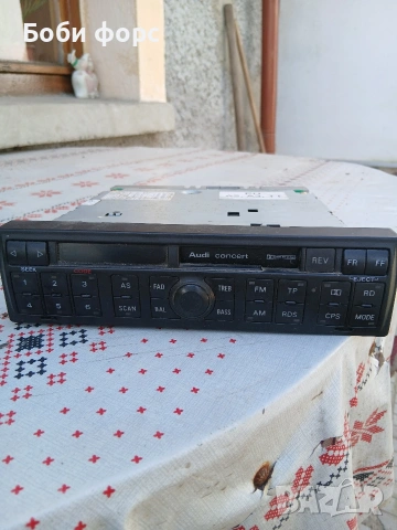 Audi радеокасетофон оргинал за А2 А3 ТТ, снимка 8 - Аксесоари и консумативи - 53753161