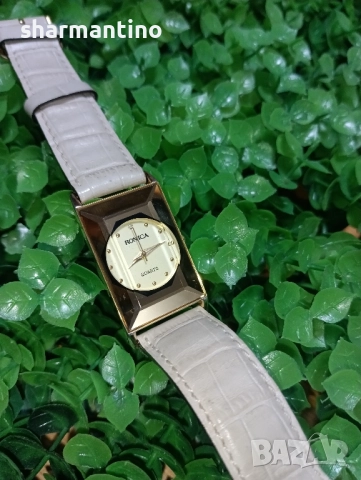 Ronica позлатен дамски часовник - 55 лв