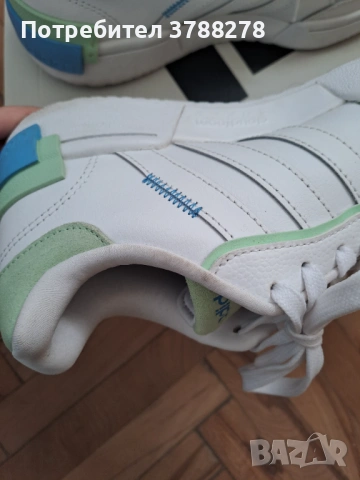 Дамски кецове Adidas, снимка 5 - Кецове - 53821910