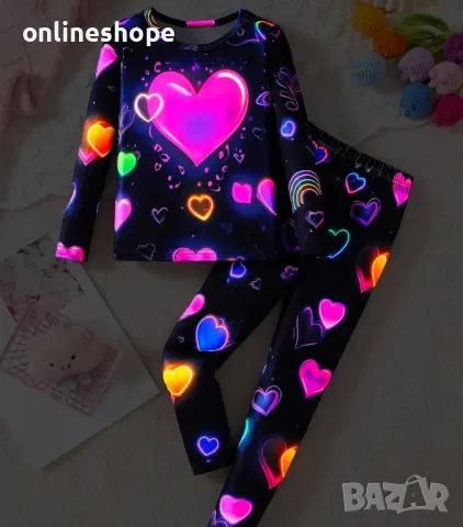 Светещ детски комплект с дълъг ръкав