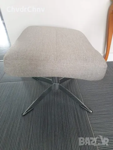 Малък наклонен стол-табуретка за крака/стомана-сива тапицерия/40см, снимка 2 - Столове - 50389118