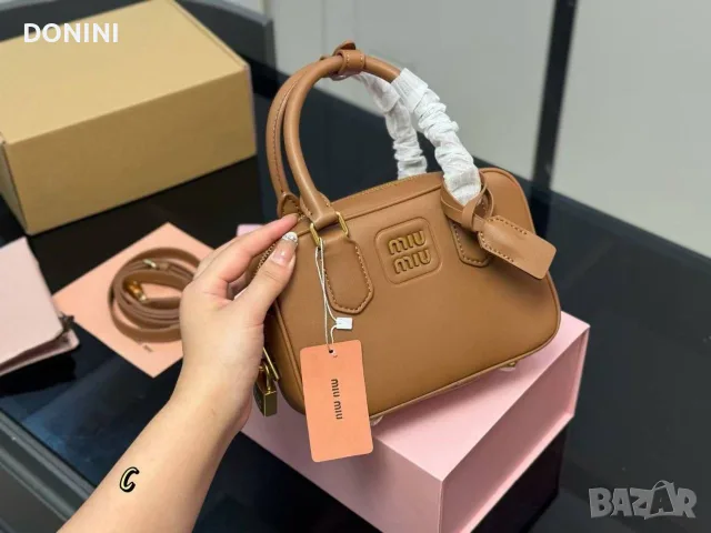 Miu Miu Belair Дамска чанта, кожа, снимка 5 - Чанти - 55974684
