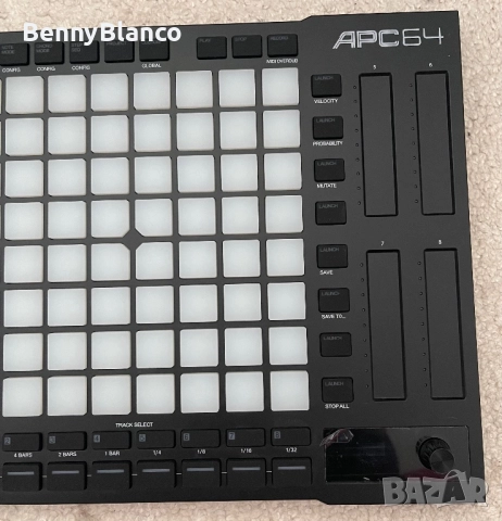 AKAI APC 64 - Ableton Live Controller, снимка 2 - Други - 52534993