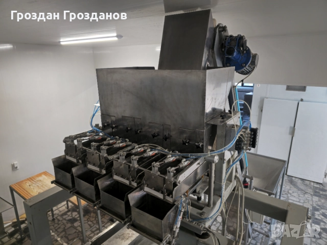 Вертикална пакетираща машина (VFFS) – реновирана, отлично състояние, снимка 4 - Индустриална техника - 52997481