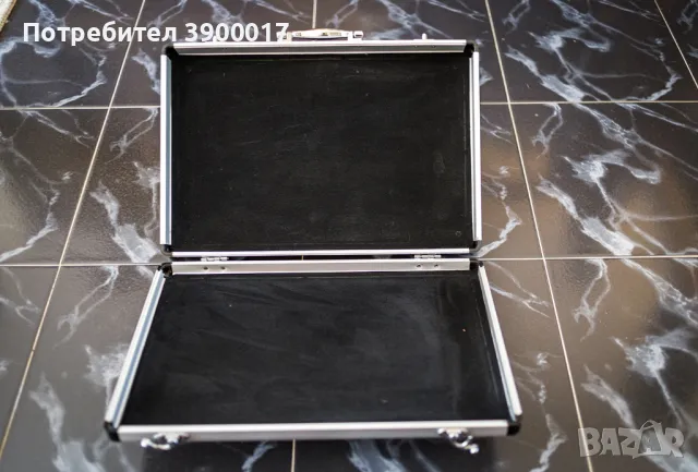 Продавам метален куфар малък и голям, снимка 5 - Друго оборудване - 48343866