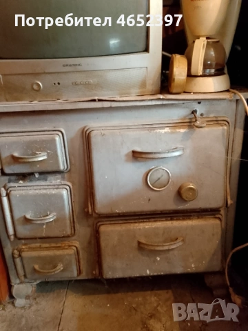 Продавам готварска печка на твърдо гориво 