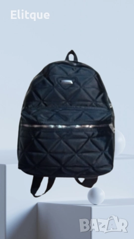 Елегантна и капитонирана дамска раница за всеки ден, снимка 2 - Раници - 52716370