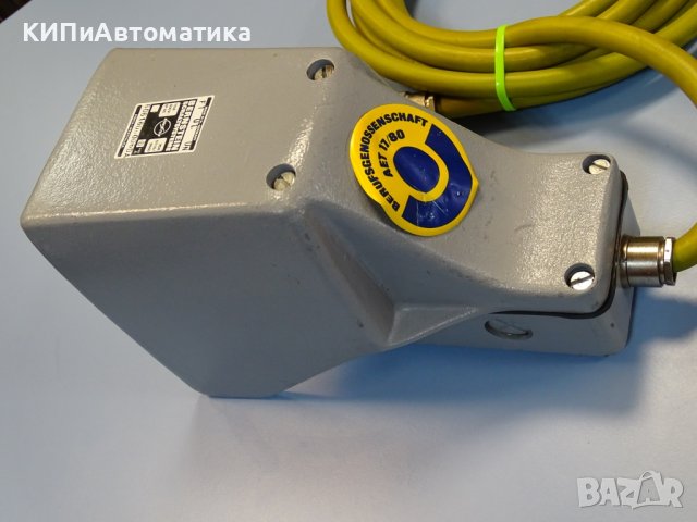 крачен изключвател Bernstein F1-01-UN foot switch with protecctive hood, снимка 7 - Резервни части за машини - 42131580
