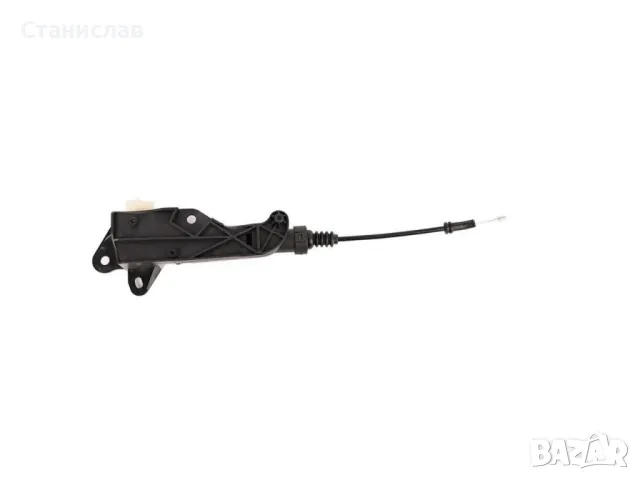  Tesla Model 3 Брава за заключване на преден капак , снимка 2 - Части - 50342648