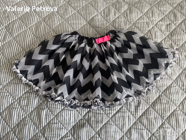 Дрехи за момиченце,3-4 год, снимка 8 - Детски Блузи и туники - 40548737