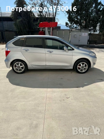 Honda Fr-v, снимка 3 - Автомобили и джипове - 53751924