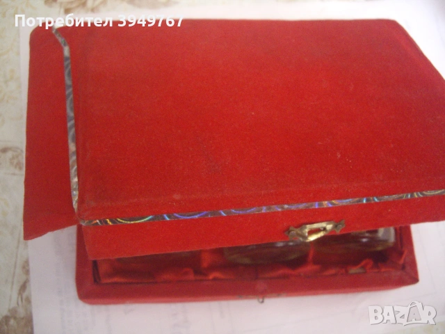 Комлект шишета с  ароматно парфюмно масло., снимка 2 - Унисекс парфюми - 53862590