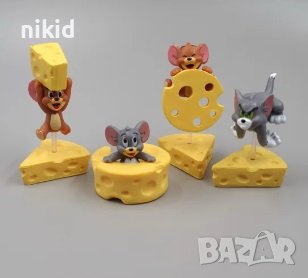 2 бр Том и Джери пластмасови фигурки играчки за игра и украса на торта пластмасова фигурка, снимка 2 - Фигурки - 44405193