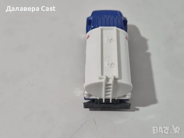 1/64 Utility Truck Matchbox , снимка 7 - Колекции - 55881116