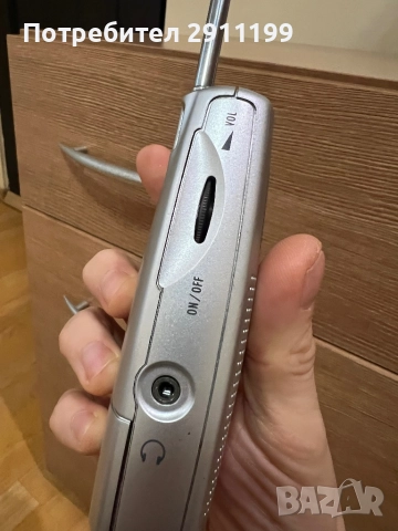 Мини радио Grundig с подарък, снимка 4 - Други - 52898410