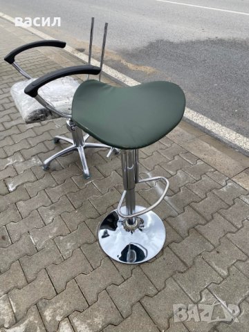 продавам фризиорски столове