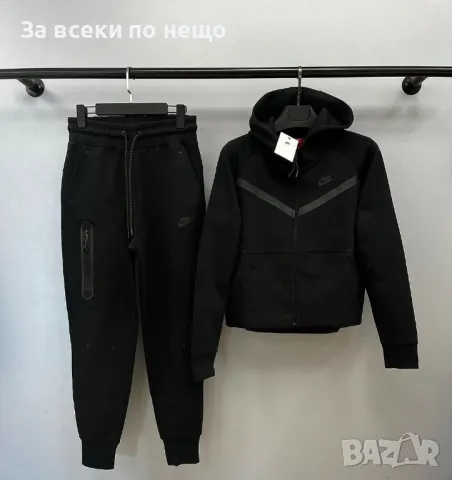Nike Дамски Черен Спортен Комплект🔝Дамски Спортен Екип В Черен Цвят Найк