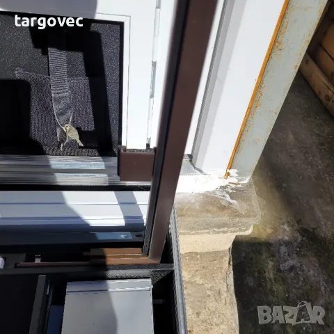 масивен немски алуминиев куфар с мостри за дограма, снимка 10 - Други инструменти - 49219804