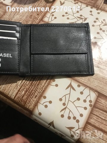 Портфейл, снимка 2 - Портфейли, портмонета - 35981060