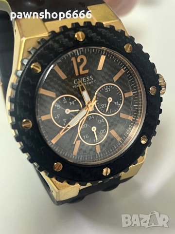 Мъжки часовник Guess W12653G1