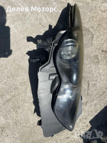 Фар десен със една счупена щипка за Infiniti FX 37 S, 320 ph., 2009, engine VQ37VHR, 157 000 km, снимка 2 - Части - 50819847