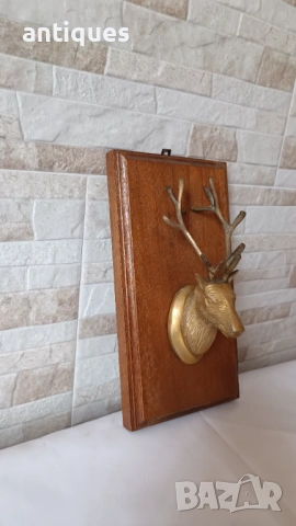 Месингова глава на елен с дървен постамент - 25/13см, снимка 3 - Антикварни и старинни предмети - 53082800