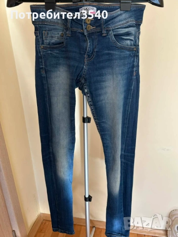 Дамски дънки, снимка 2 - Дънки - 36981026