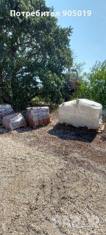 Керемиди Гроздево 1400 бр., снимка 2 - Ремонти на покриви - 42284116