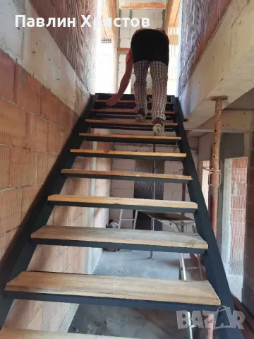 Метални стълби 