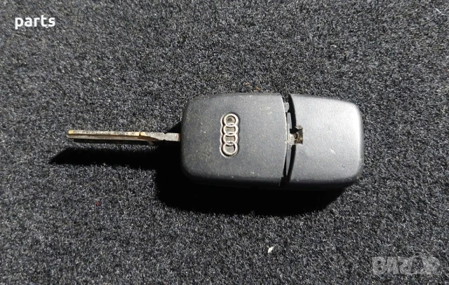 Дистанционно - Контактен Ключ Ауди A3 8P
N:333 - 8P0837231, снимка 3 - Аксесоари и консумативи - 50453207