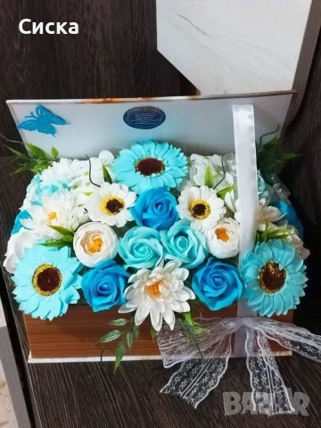 Кутия книга със сапунени цветя страхотен подарък за всеки специален павод, снимка 9 - Подаръци за жени - 40950715