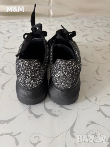 Маратонки Alexander McQueen, снимка 4 - Маратонки - 52685695