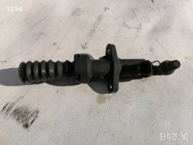 Долна помпа за съединител за Пежо 307 1.6 бензин , снимка 4 - Части - 44263993