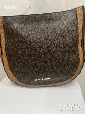 Michael Kors оригинална чанта, снимка 16 - Чанти - 48709471
