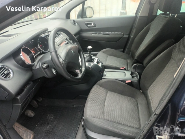 Peugeot 5008 1.6, снимка 9 - Автомобили и джипове - 53259626