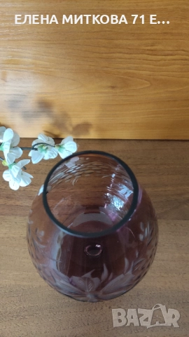 Една зашеметяваща кристална чаша за коняк може би или за друго-в цвят аметист, снимка 7 - Чаши - 52542177