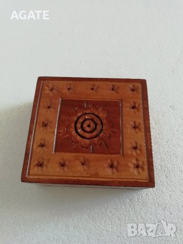 Оригинална дървена кутия с резба за бижута, снимка 4 - Декорация за дома - 42248500