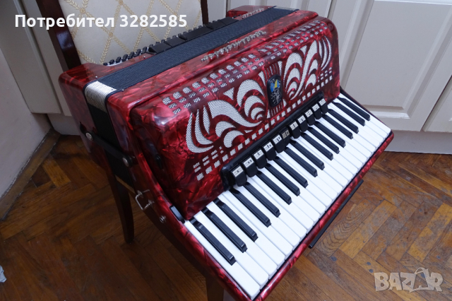 Акордеон Велтмайстер Каприче 120 баса, снимка 3 - Акордеони - 36193659